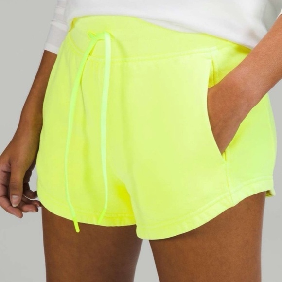 Lululemon Inner Glow High Rise Shorts Neon Yellow Highlighter Short Size 12 - Picture 3 of 8